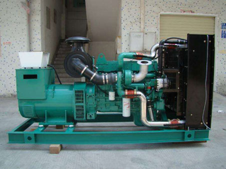 宿迁1100kw康明斯柴油发电机组